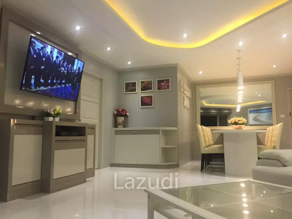 3 brs beachfront condo for Sale
