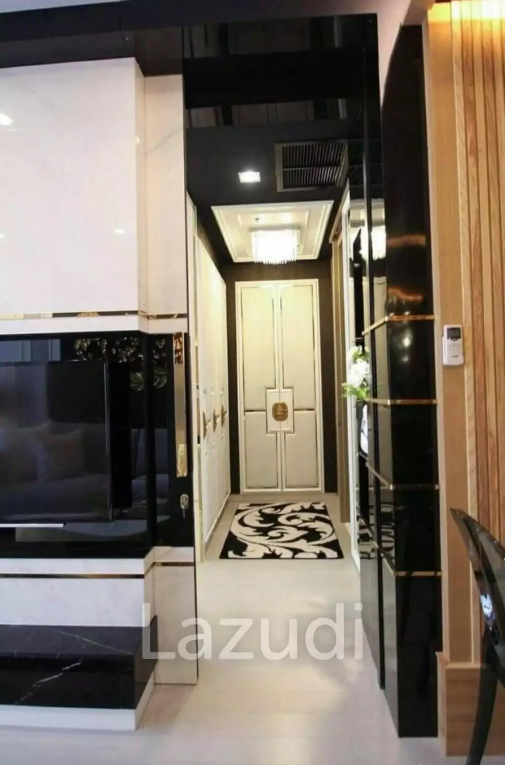 55 sqm Luxury 1 Bedroom Condo Noble Ploenchit Lumpini Bangkok