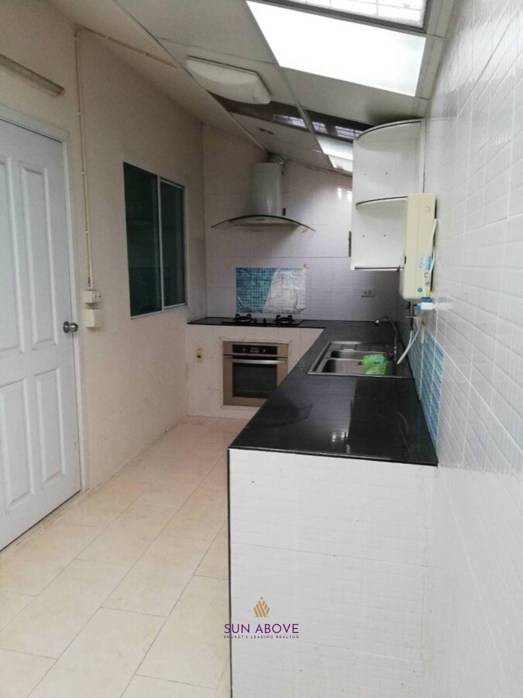 3 Bedroom Townhouse  120 SQM Pruksa Ville Rassada-Samkong Phuket