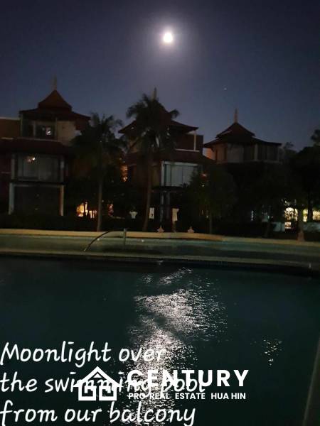 คอนโด ดูเพล็กซ์ 3 ห้องนอน เดอะ โบ๊ทเฮ้าส์ หัวหิน