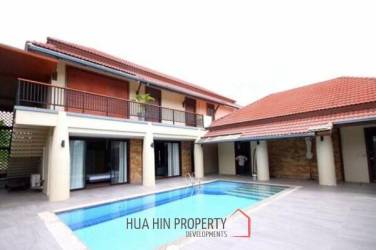 Good location near the town 5 Bed 2 storey pool villa.