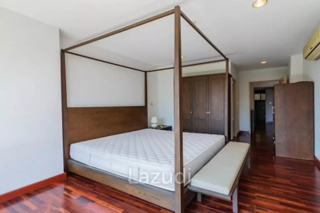 SANTI PURA : Great Price 5 Bed and 5 Bath Sea View Condo on the 2nd floor