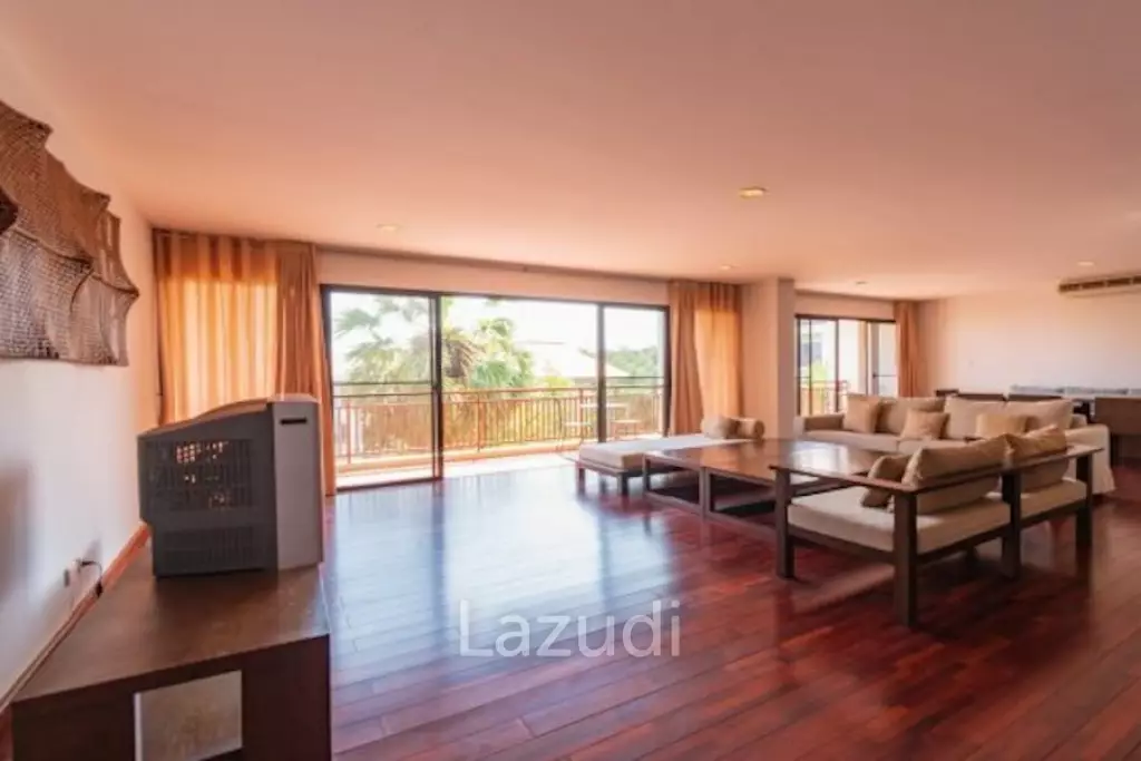 SANTI PURA : Great Price 5 Bed and 5 Bath Sea View Condo on the 2nd floor