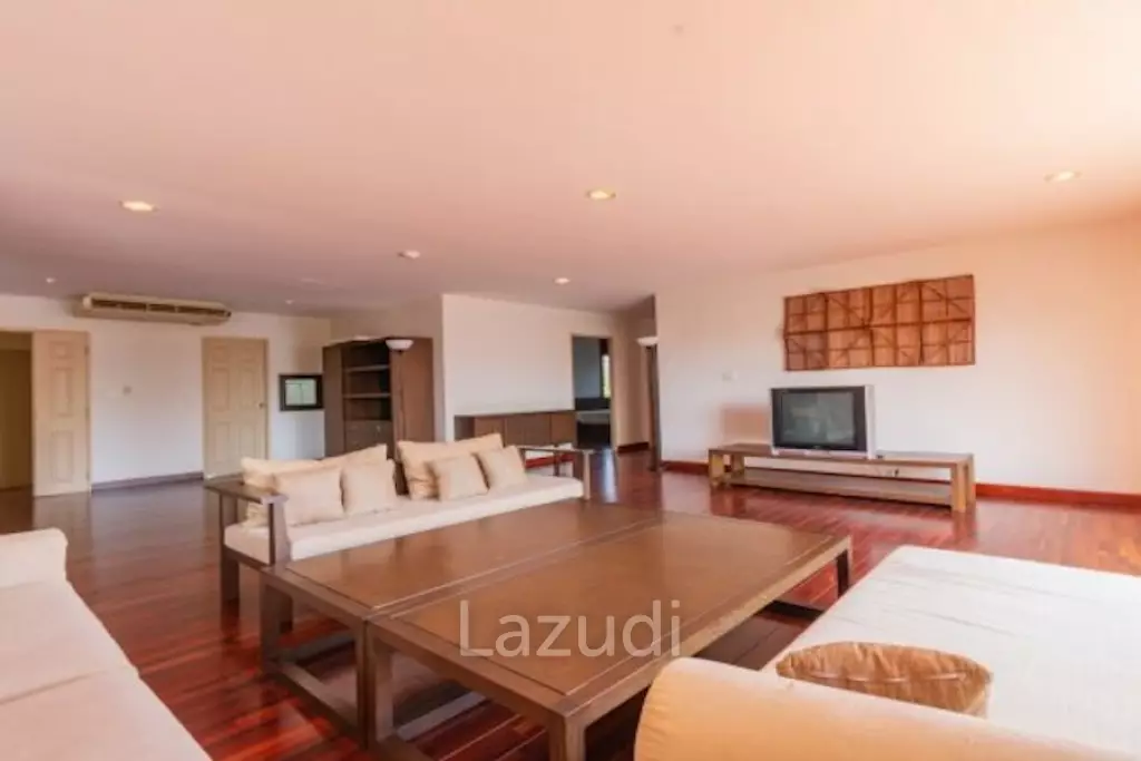 SANTI PURA : Great Price 5 Bed and 5 Bath Sea View Condo on the 2nd floor
