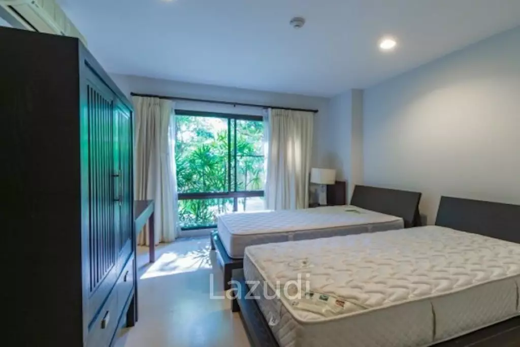SANTI PURA : Ground floor 3 bed condo with garden jacuzzi and sundeck