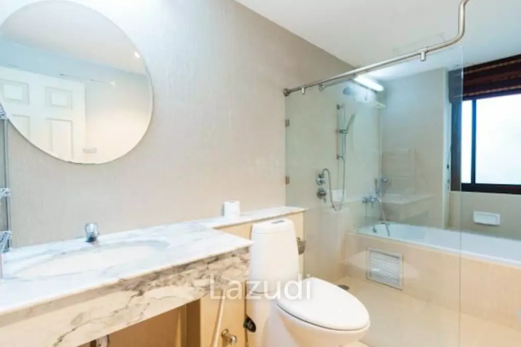 SANTI PURA : Ground floor 3 bed condo with private jacuzzi and sun deck