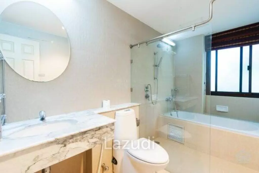 SANTI PURA : Ground floor 3 bed condo with private jacuzzi and sun deck