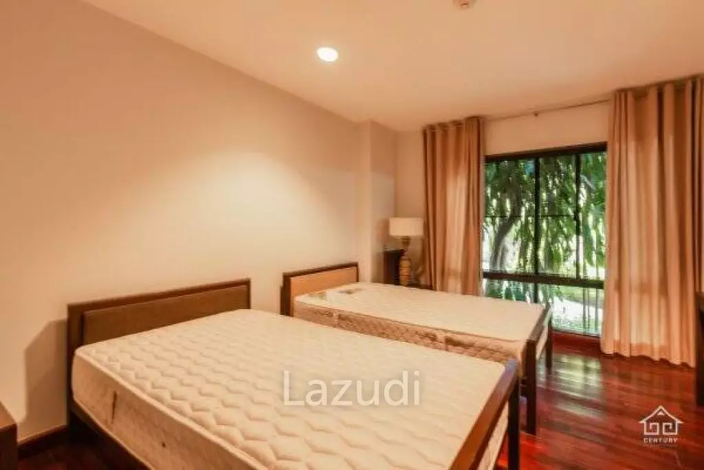 SANTI PURA : Ground floor 3 bed condo with private jacuzzi and sun deck