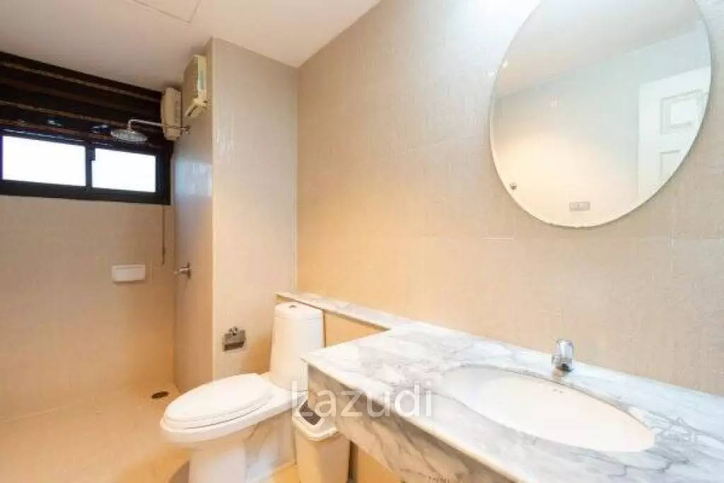 SANTI PURA : Ground floor 3 bed condo with private jacuzzi and sun deck