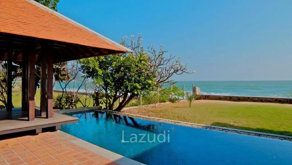 SANTI PURA : Absolute Beachfront 2 Bed Pool Villa