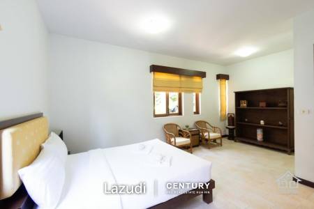 WHITE LOTUS 2 : Beautiful Design 5 Bed Balinese Residence close to Town and Beaches