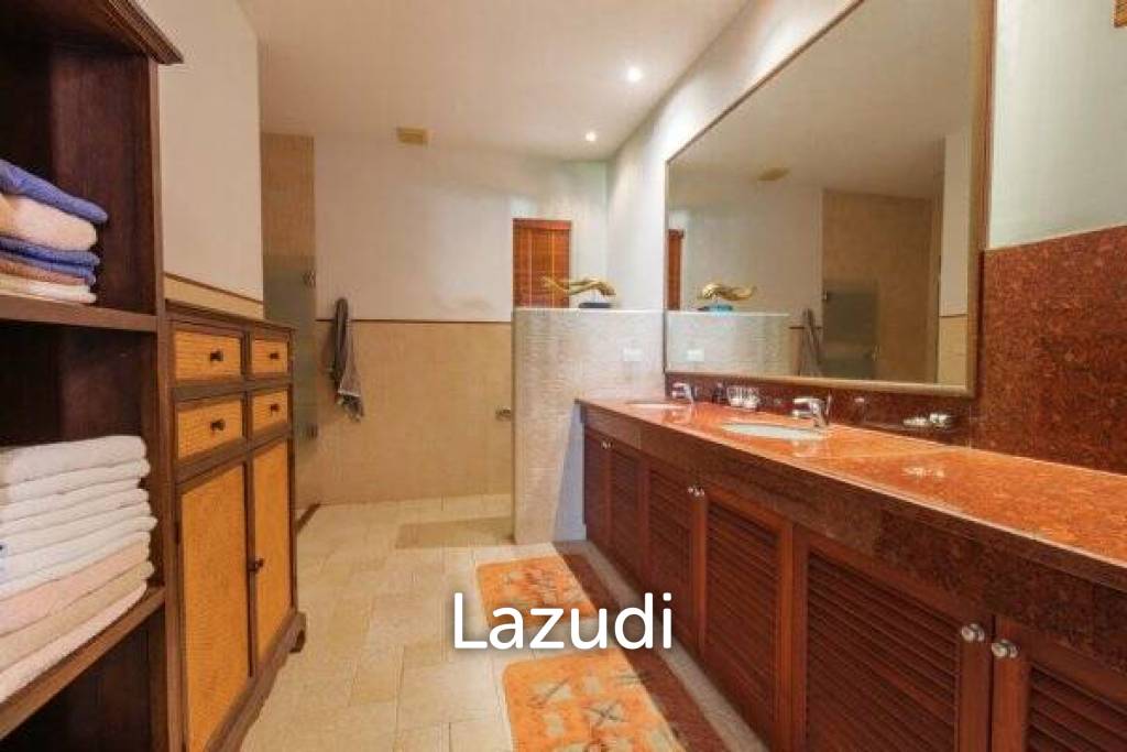 Вилла 2,400 кв.м. 5 Кровать 5 Ванна