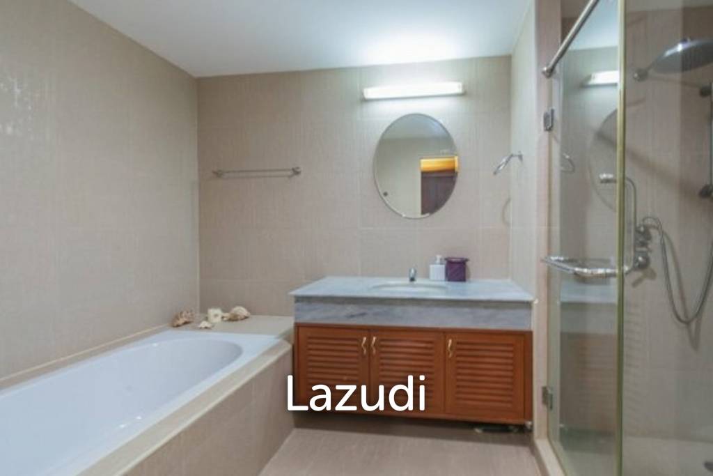 SANTI PURA : Beautiful Sea and Mountain View 2 bed Condo