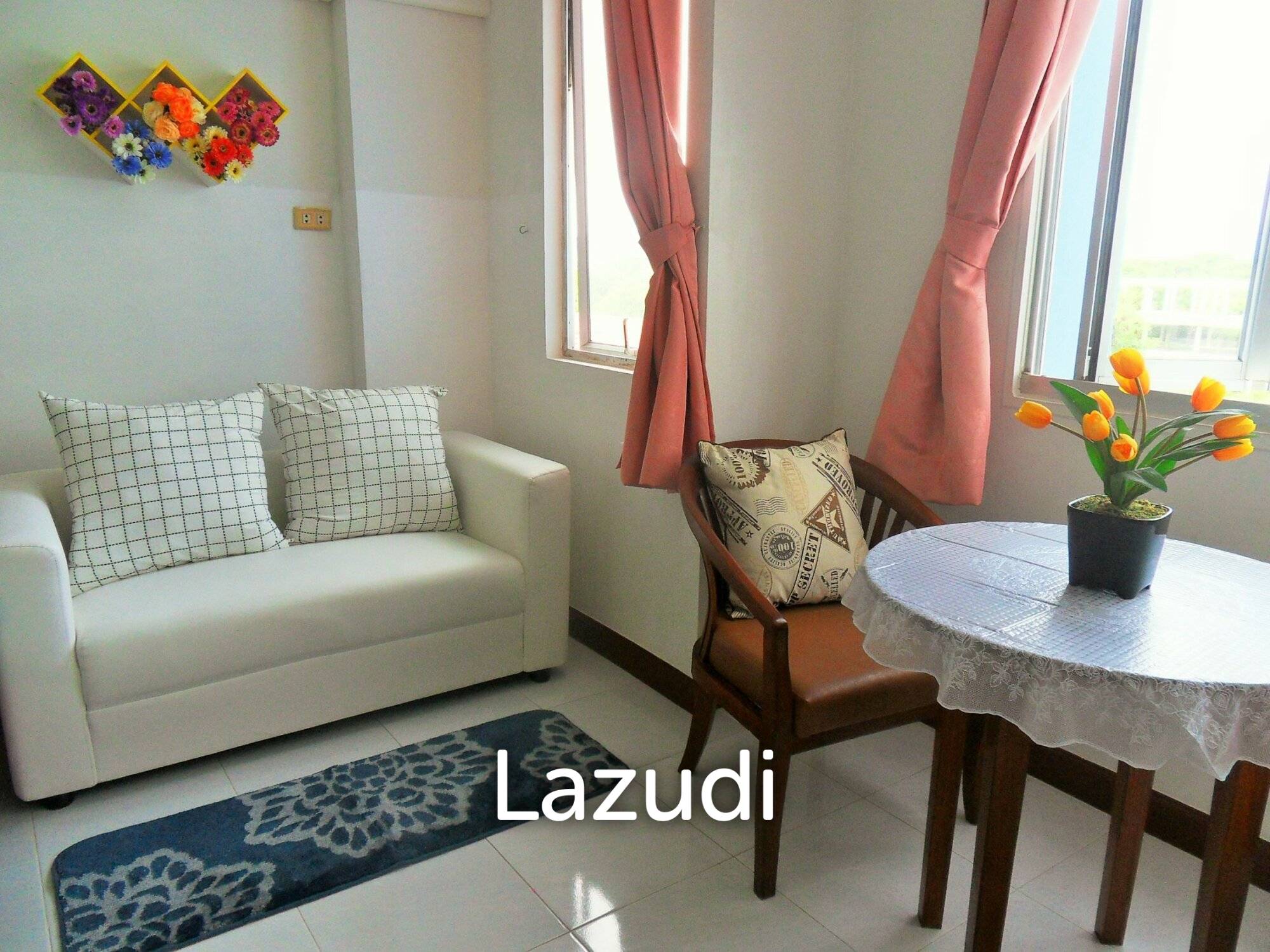 A beautifully renovated modern style apartment on the 4th floor at 'Sport Villa Hua Hin, pool view A beautifully renovated modern style apartment on the 4th floor at 'Sport Villa Hua Hin, pool view