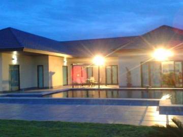 Beautiful House In Huay Yai