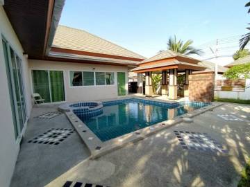 Nice Pool Villa บ้านสำหรับขายและเช่าในห้วยใหญ่