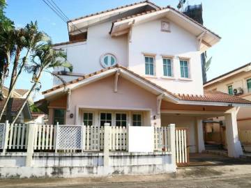 2 Storey House For Sale Close To The Beach