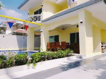 Villa House With Private Pool