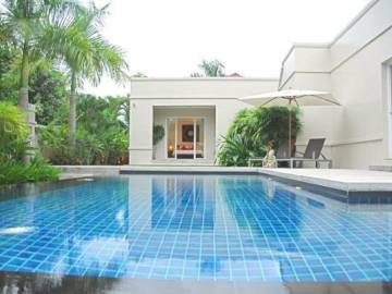 Trendy Pool Villa In Mabprachan