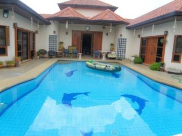 Private House And Business Apartment For Sale