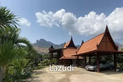 Great Value 2 bed Teak House with beautiful views.