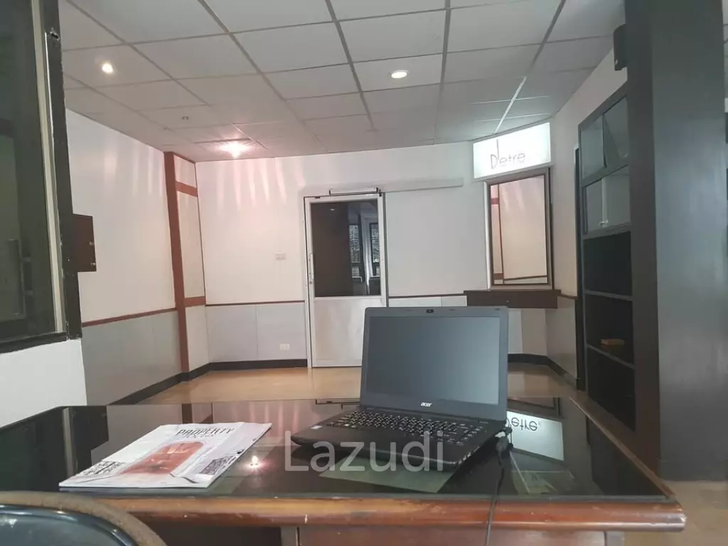 For Sale | Sukhumvit 39 Big House | Home Office | Multipurpose Building