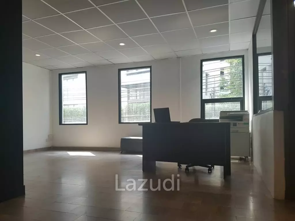 For Sale | Sukhumvit 39 Big House | Home Office | Multipurpose Building