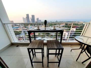 One bedroom beautiful sea view apartment in the AD Hyatt Wongamat