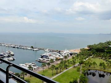 Fantastic 3 bedroom condominium in Ocean marina San Marino