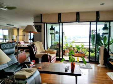 Fantastic 3 bedroom condominium in Ocean marina San Marino