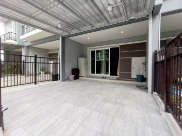 Town House for sale East Pattaya