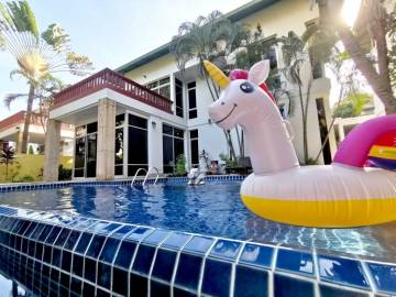Nagawari pool villa for rent