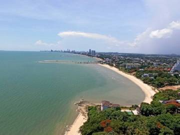 Sea View Condo For Sale at Na Jomtien
