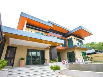 Modern luxury pool villa for sale