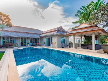 SEARIDGE VILLAS : Great value 3 bed pool villa.