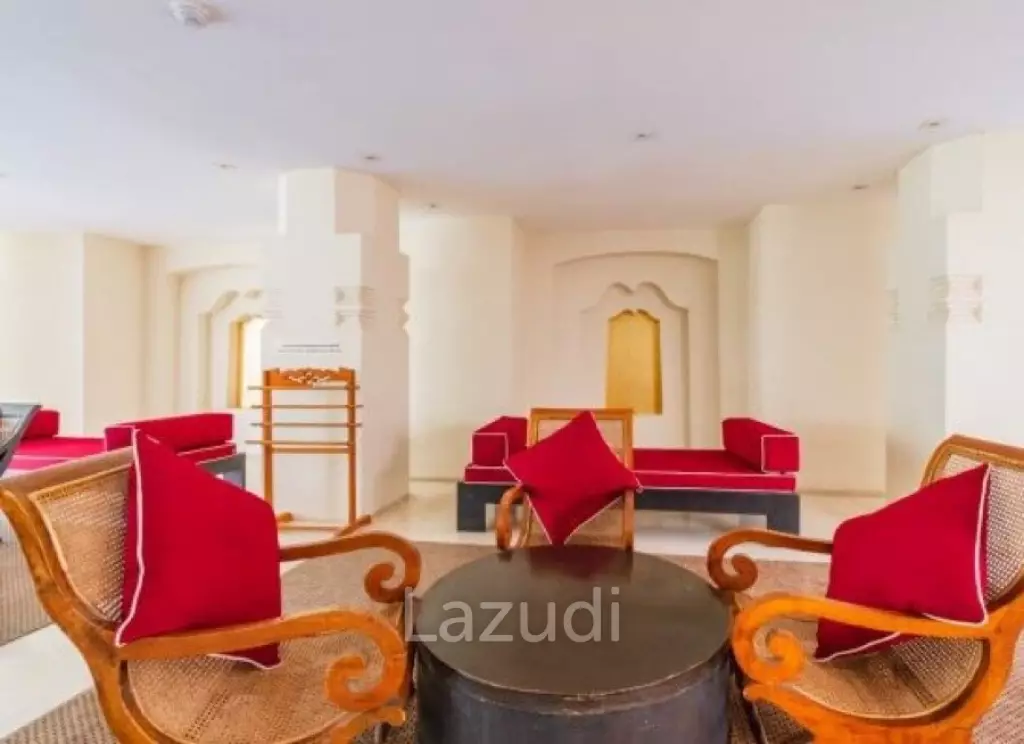 SANTI PURA : Great value 5 Bed sea view Condo on the beach