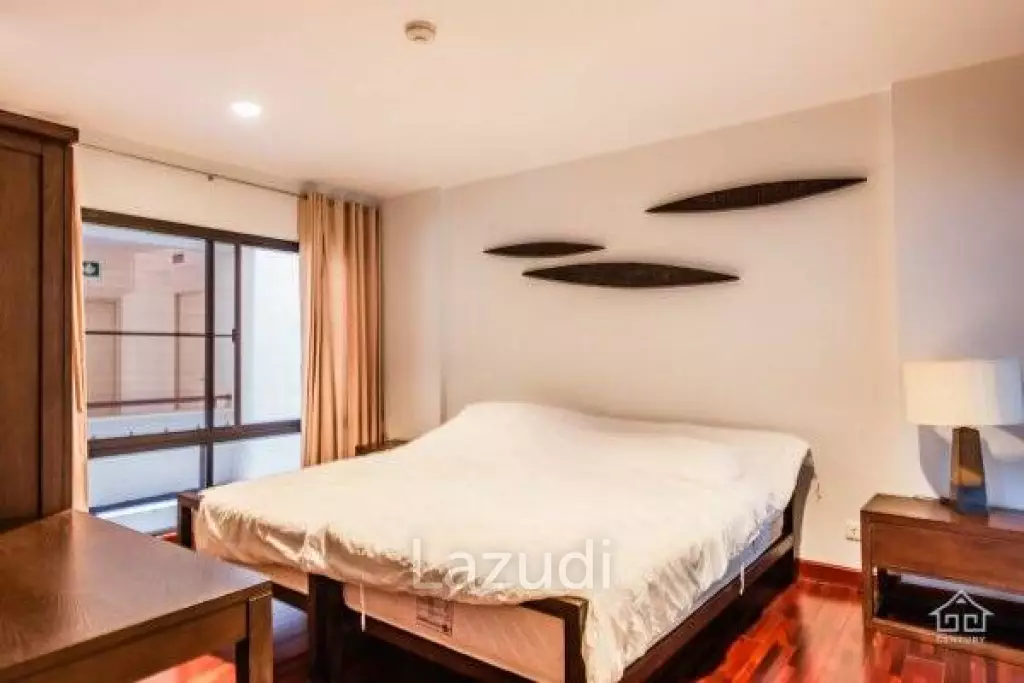 SANTI PURA : Great value 5 Bed sea view Condo on the beach