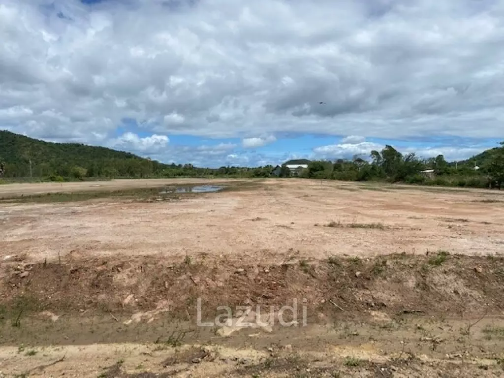 Land of 8 rai near the beach in Kao Kalok