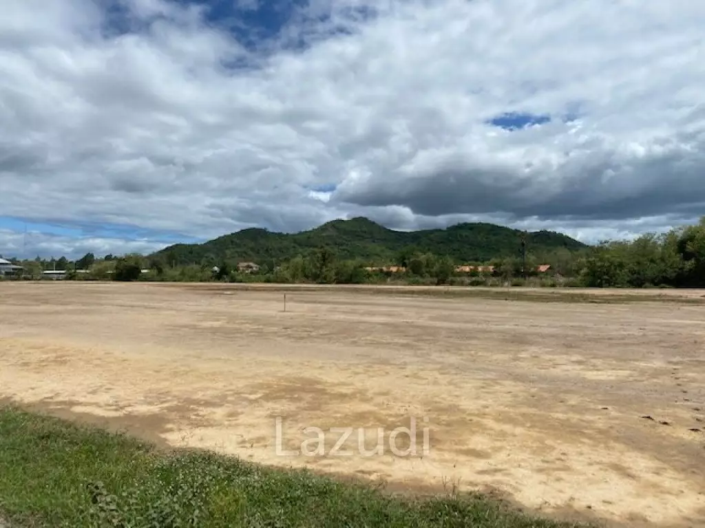 Land of 8 rai near the beach in Kao Kalok