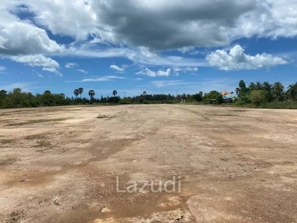 Land of 8 rai near the beach in Kao Kalok