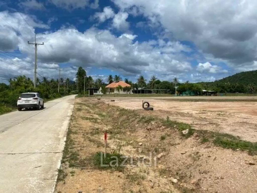 Land of 8 rai near the beach in Kao Kalok
