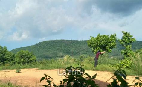 Land not attached to a mortgage 30 rai before reaching Koh Samet Nangshe