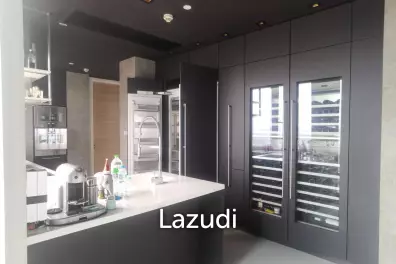 3 brs beachfront condo for sale