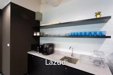 Office 7.90sq.m Pax of 3 people for rent