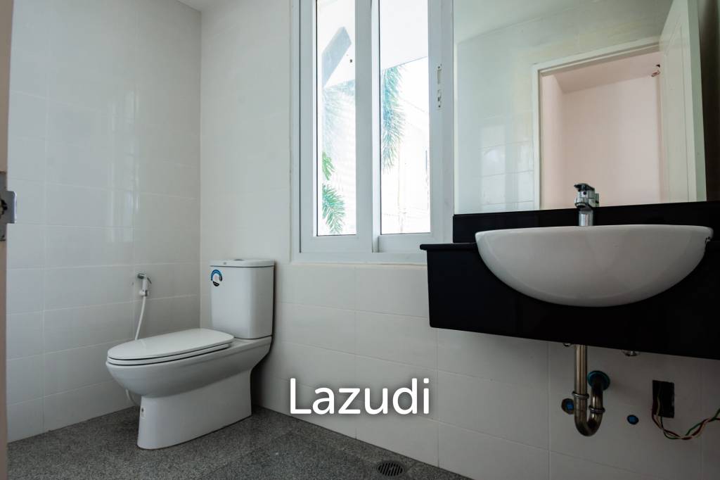 305 Sqm 3 Bed 3 Bath Villa For Sale