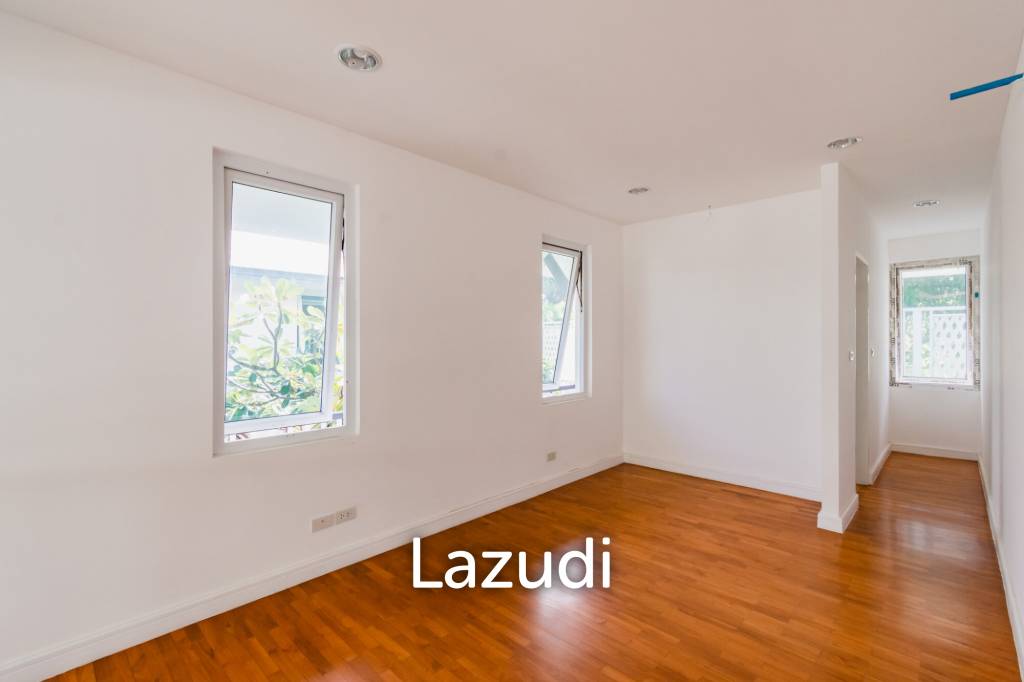 305 Sqm 3 Bed 3 Bath Villa For Sale