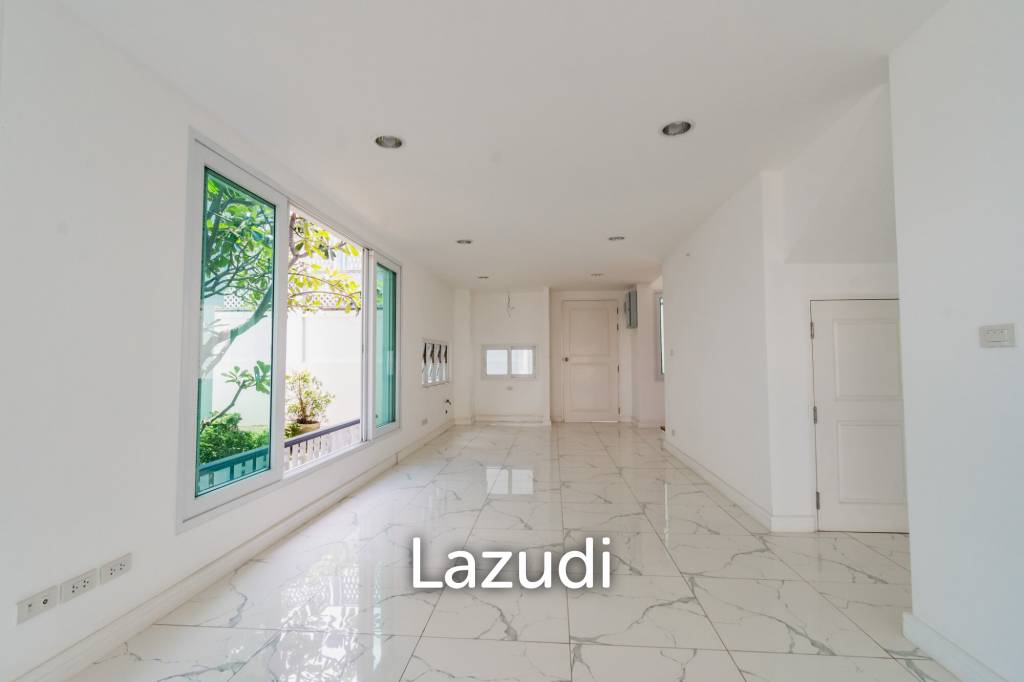 305 Sqm 3 Bed 3 Bath Villa For Sale