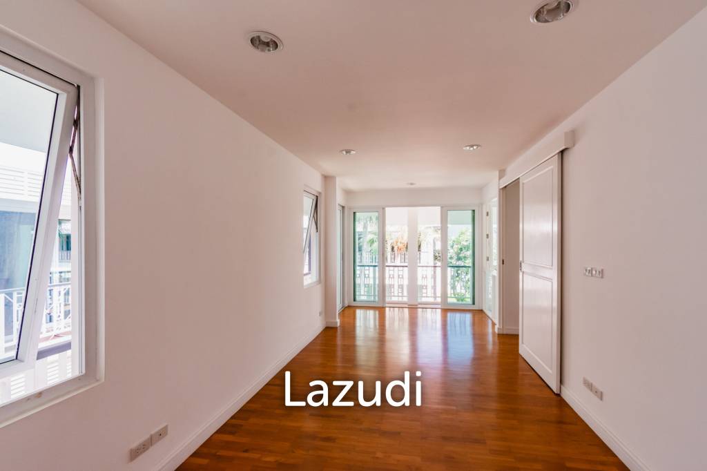 305 Sqm 3 Bed 3 Bath Villa For Sale