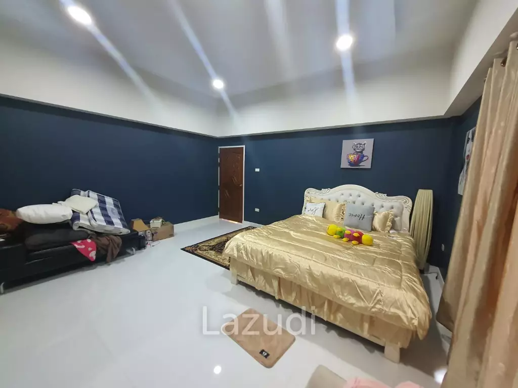 4 Brs Villa for sale and