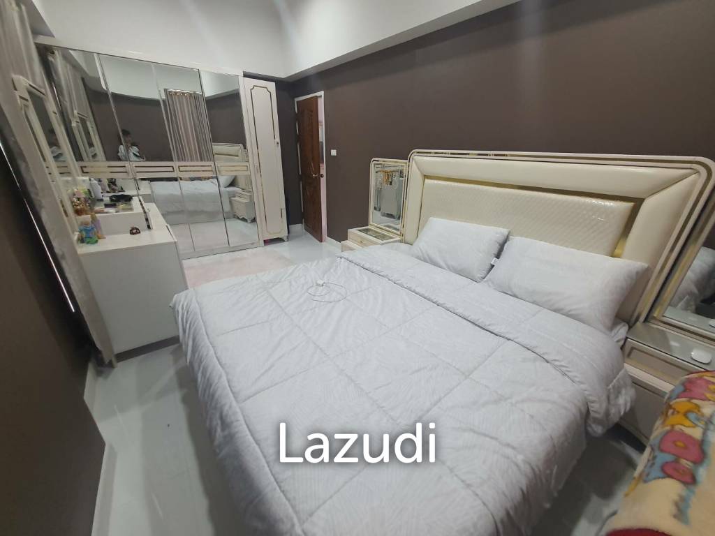 4 Brs Villa for sale and